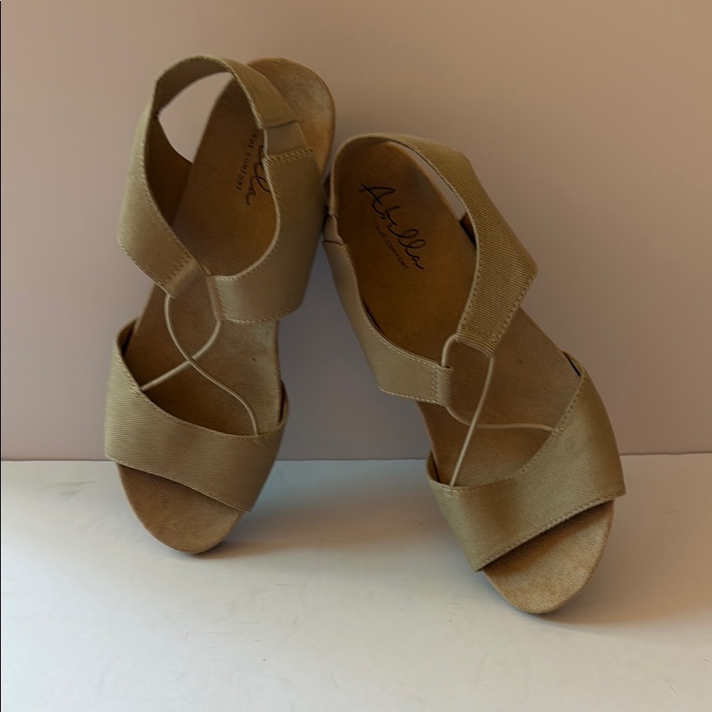 Abella Tan Wedge Sandals with Strappy Design Size 9